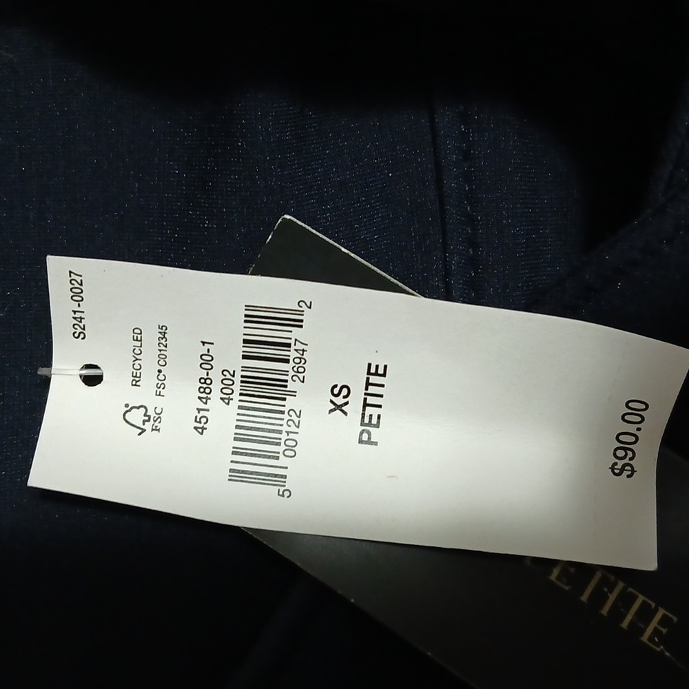 Elegant Navy Sleeveless Dress - Picture 14 of 14